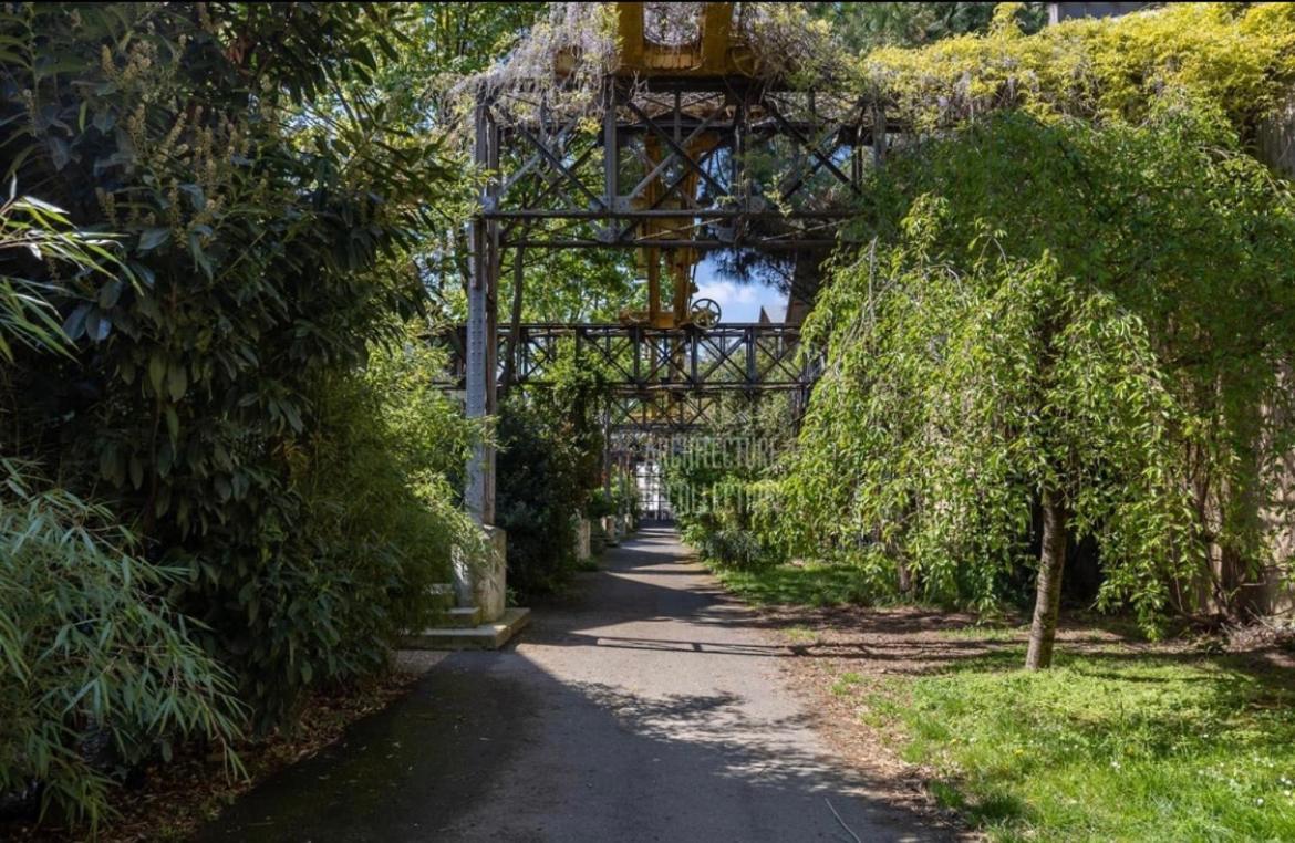 Ecrin De Verdure - Metro 7 - Rer C Ivry-sur-Seine Exteriér fotografie